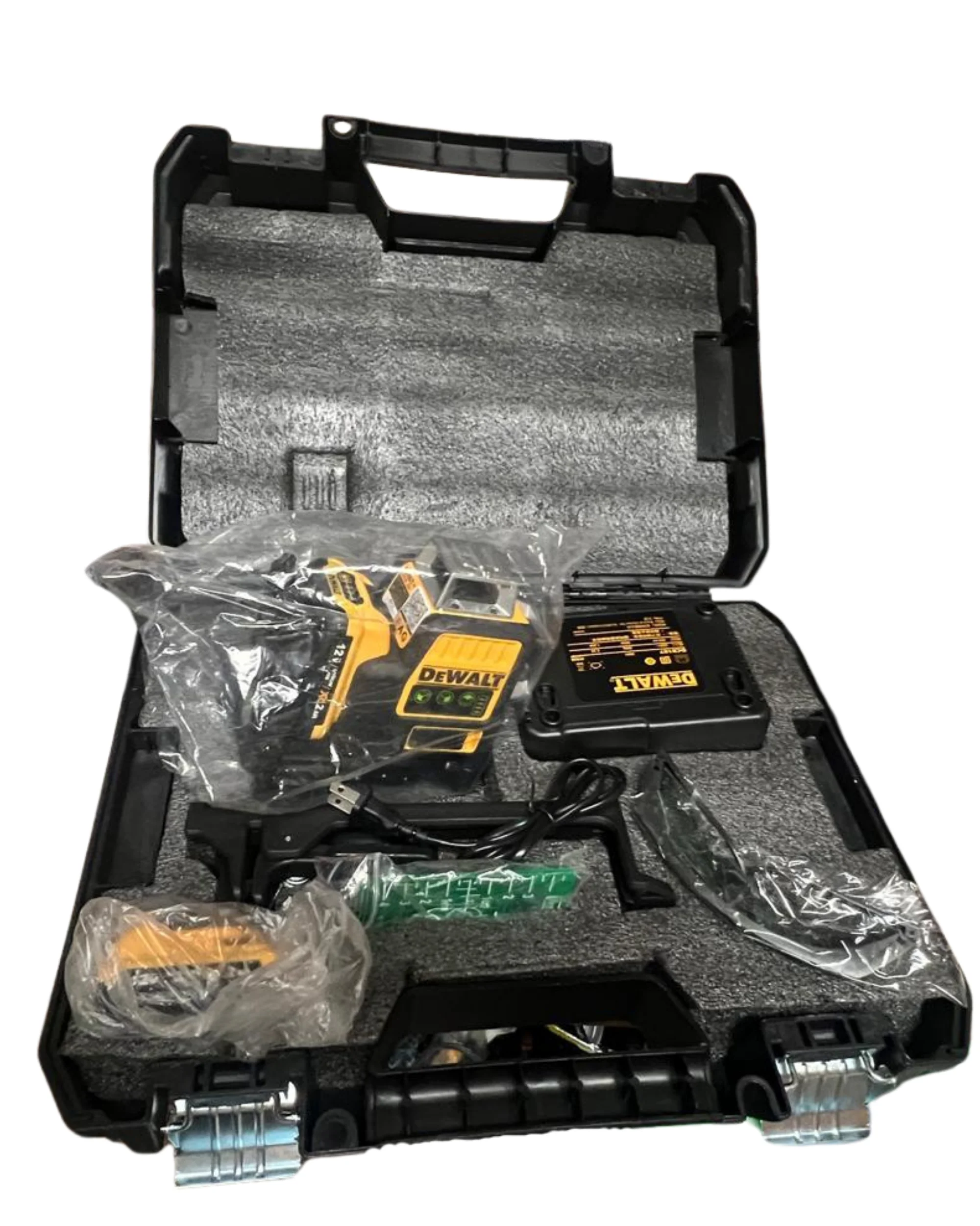 DeWalt 12V MAX Cordless Green Line Laser 3 x 360 Professional Laser Level - Image 3
