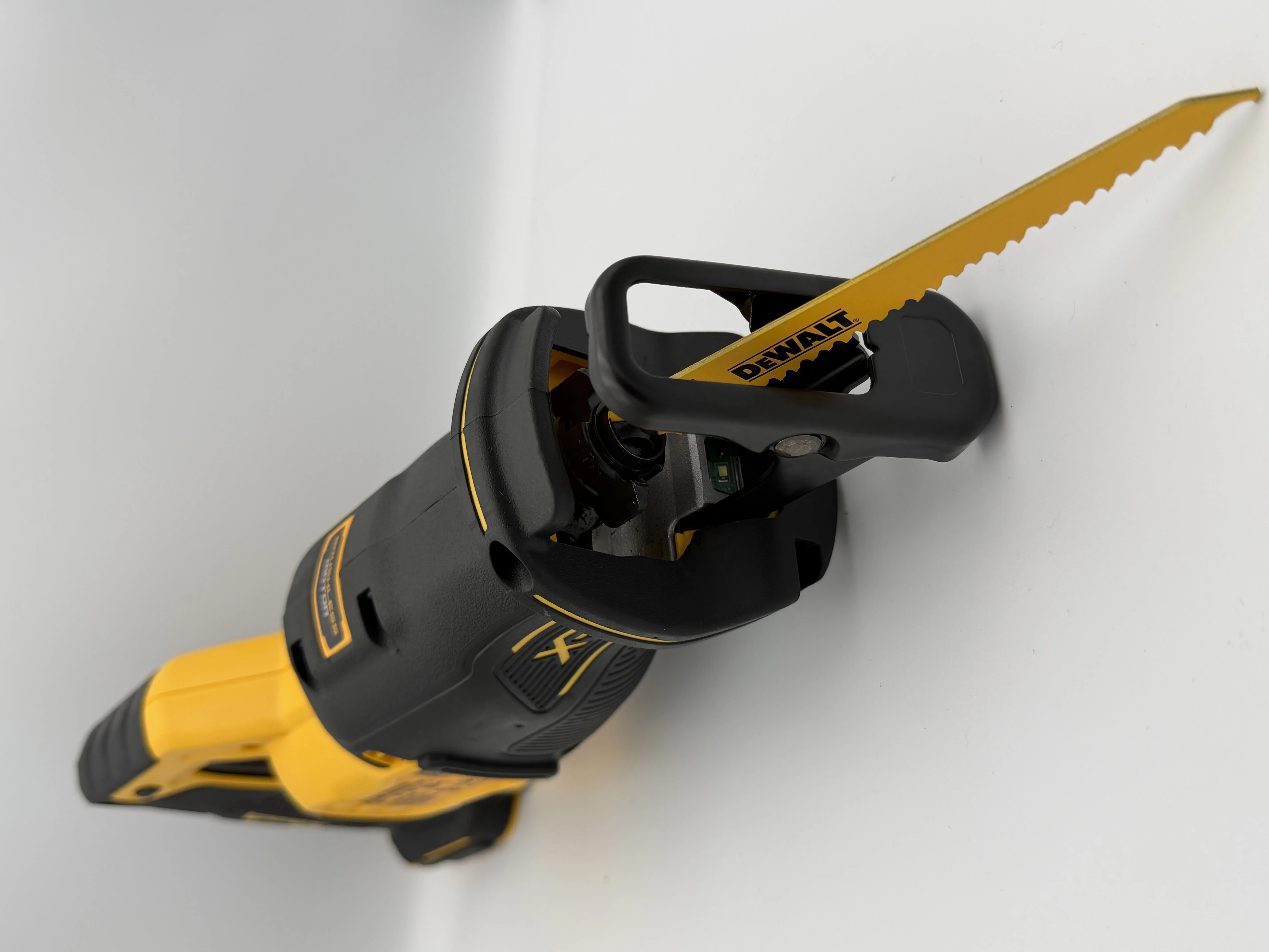 20V MAX XR Cordless Brushless Reciprocating Saw (Tool Only) - Image 3